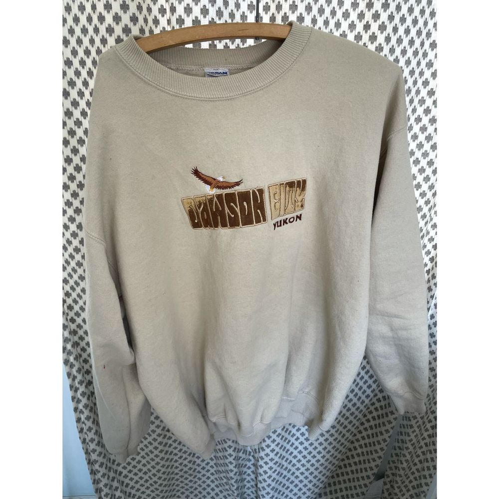 Dawson city Yukon vintage embroidered sweater